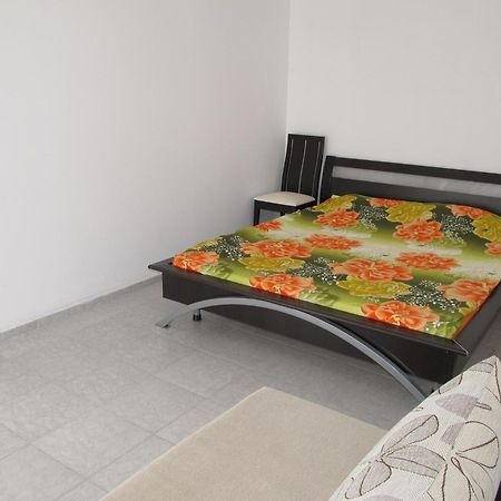 Apartments And Studios In Cote D'Azure Слънчев бряг Екстериор снимка
