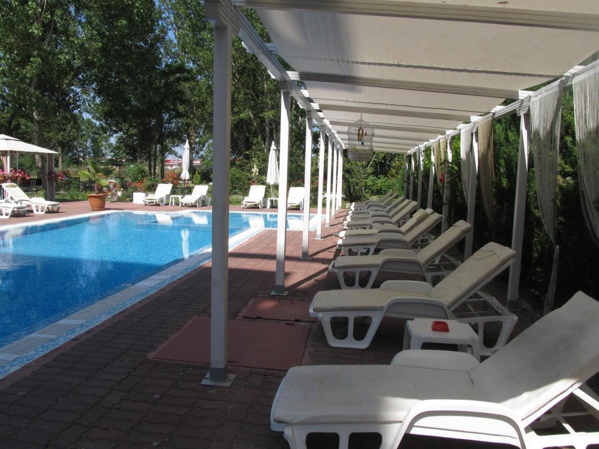 Apartments And Studios In Cote D'Azure Слънчев бряг Екстериор снимка