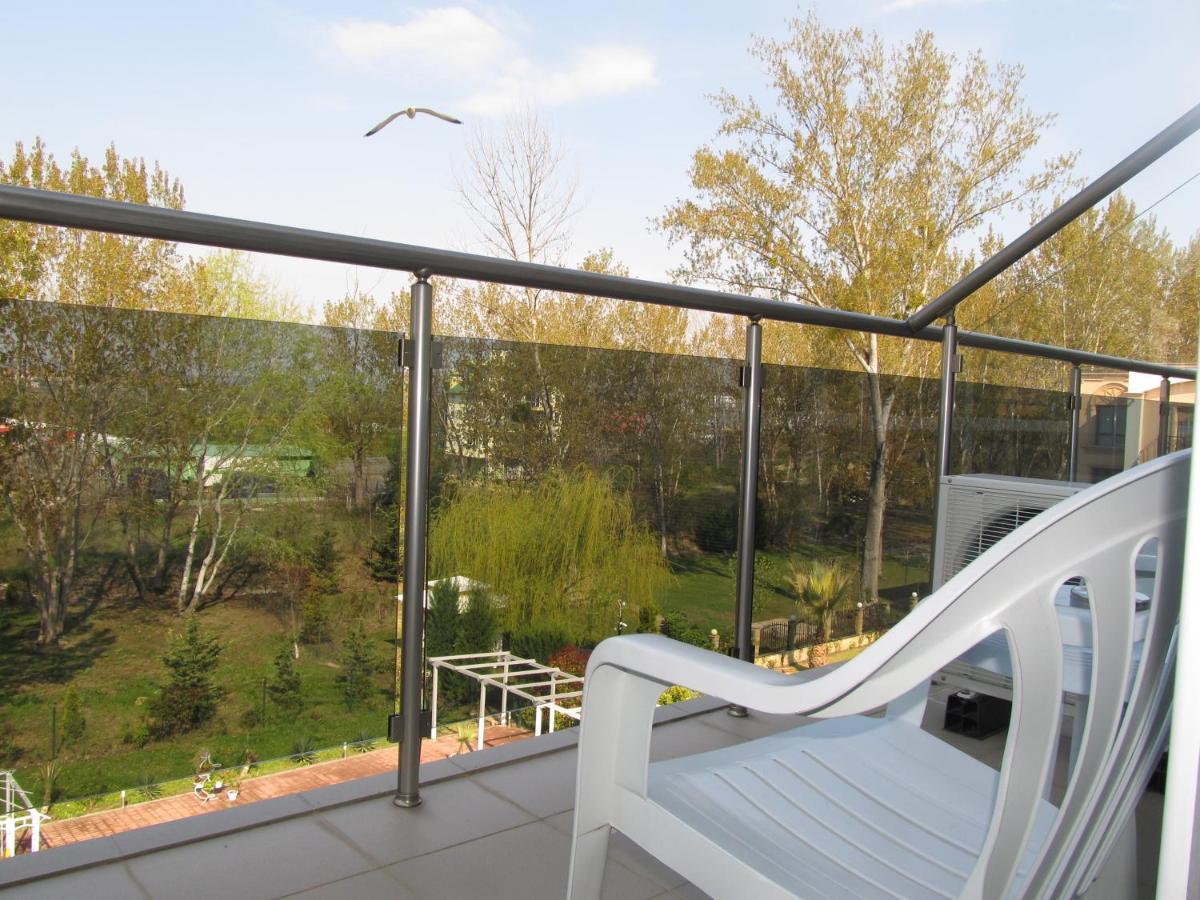 Apartments And Studios In Cote D'Azure Слънчев бряг Екстериор снимка