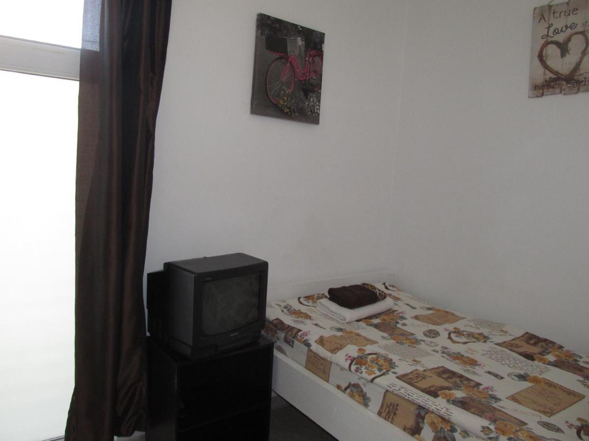 Apartments And Studios In Cote D'Azure Слънчев бряг Екстериор снимка